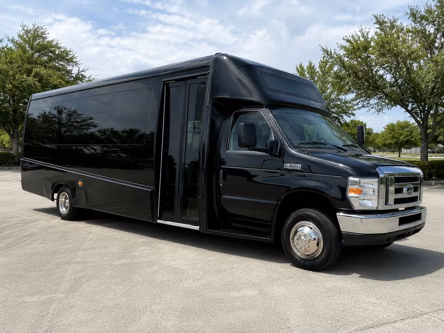wedding shuttle services transportation in waterbury